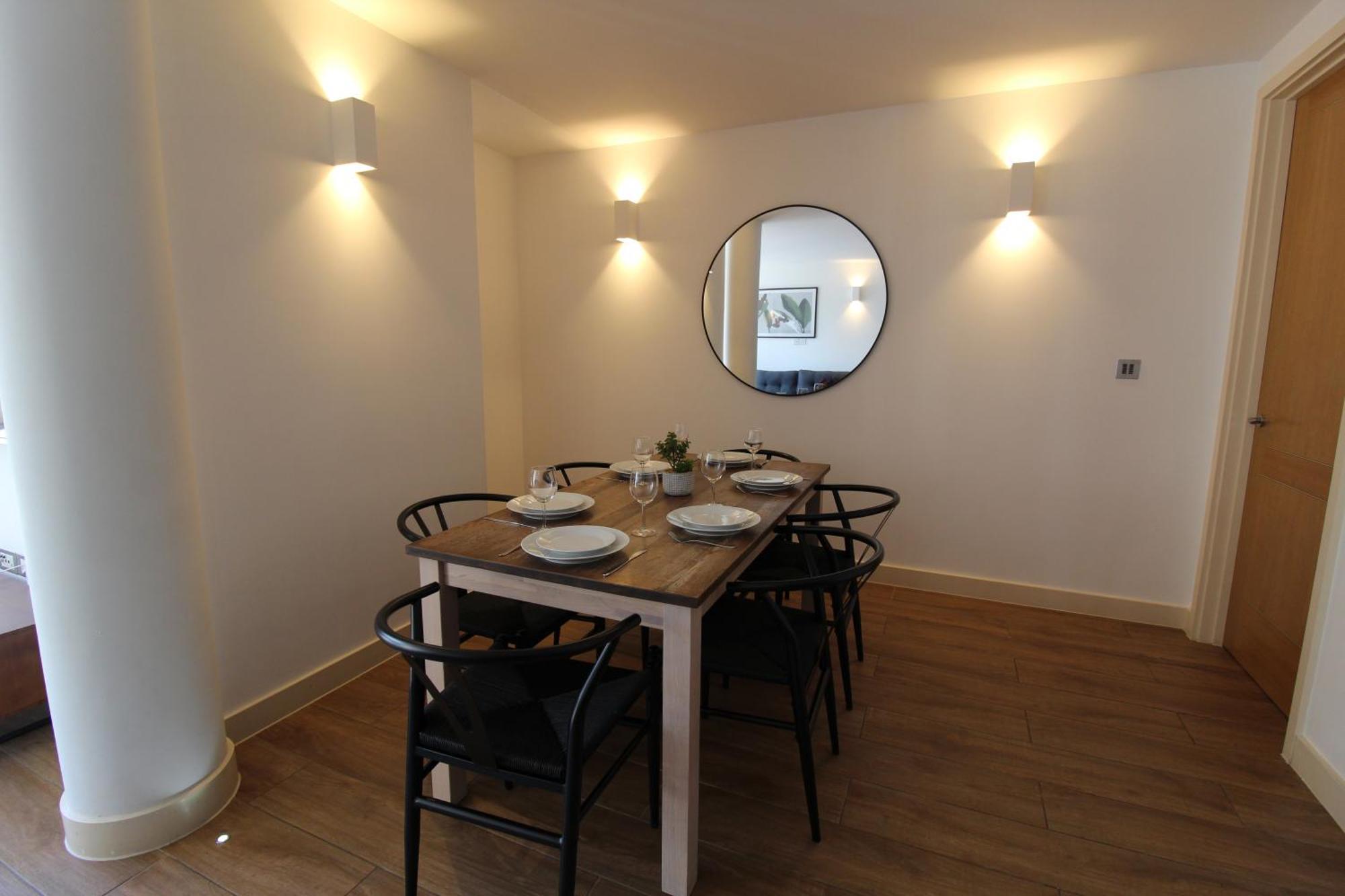 Kew Bridge By Viridian Apartments Luaran gambar