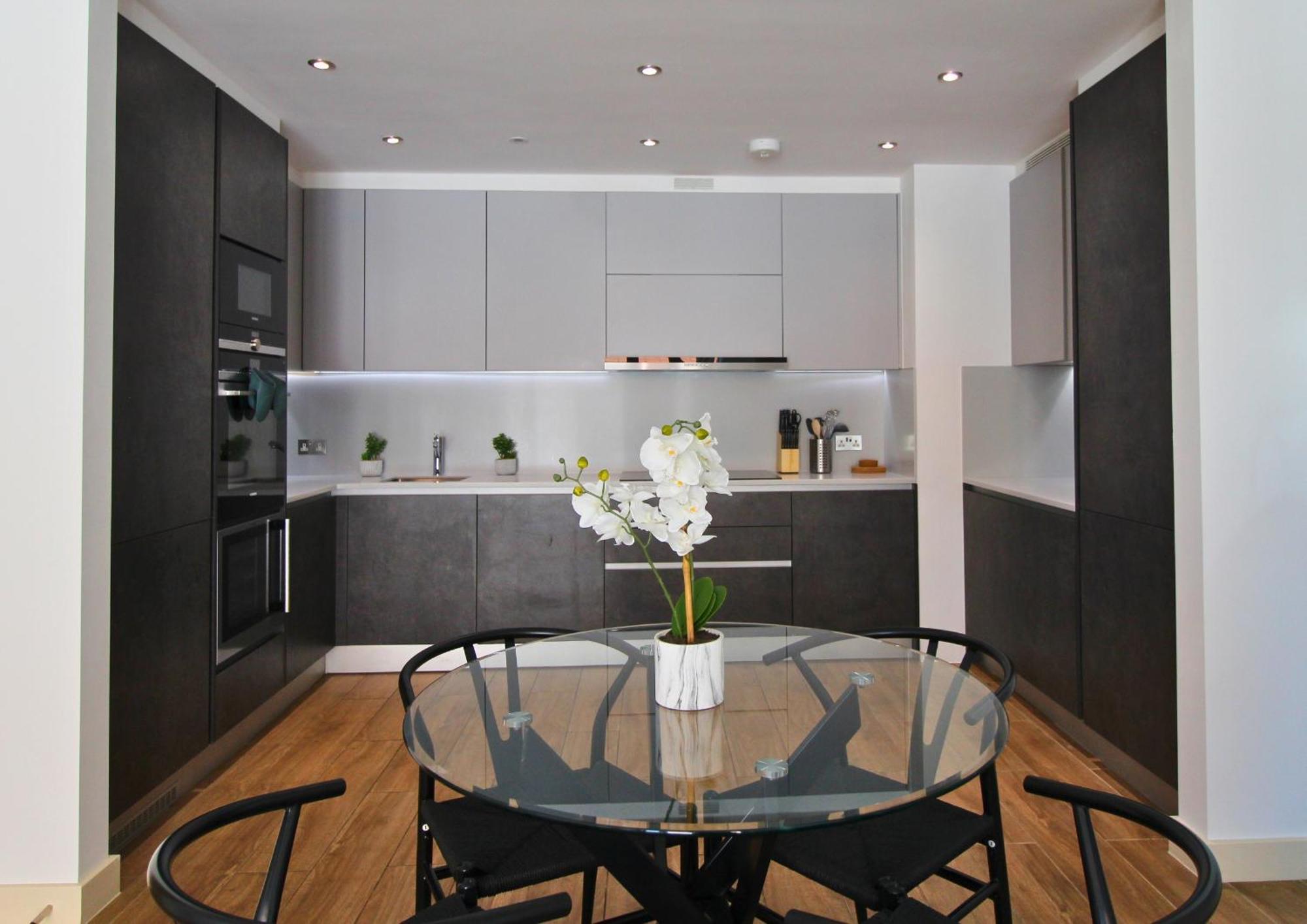Kew Bridge By Viridian Apartments Luaran gambar