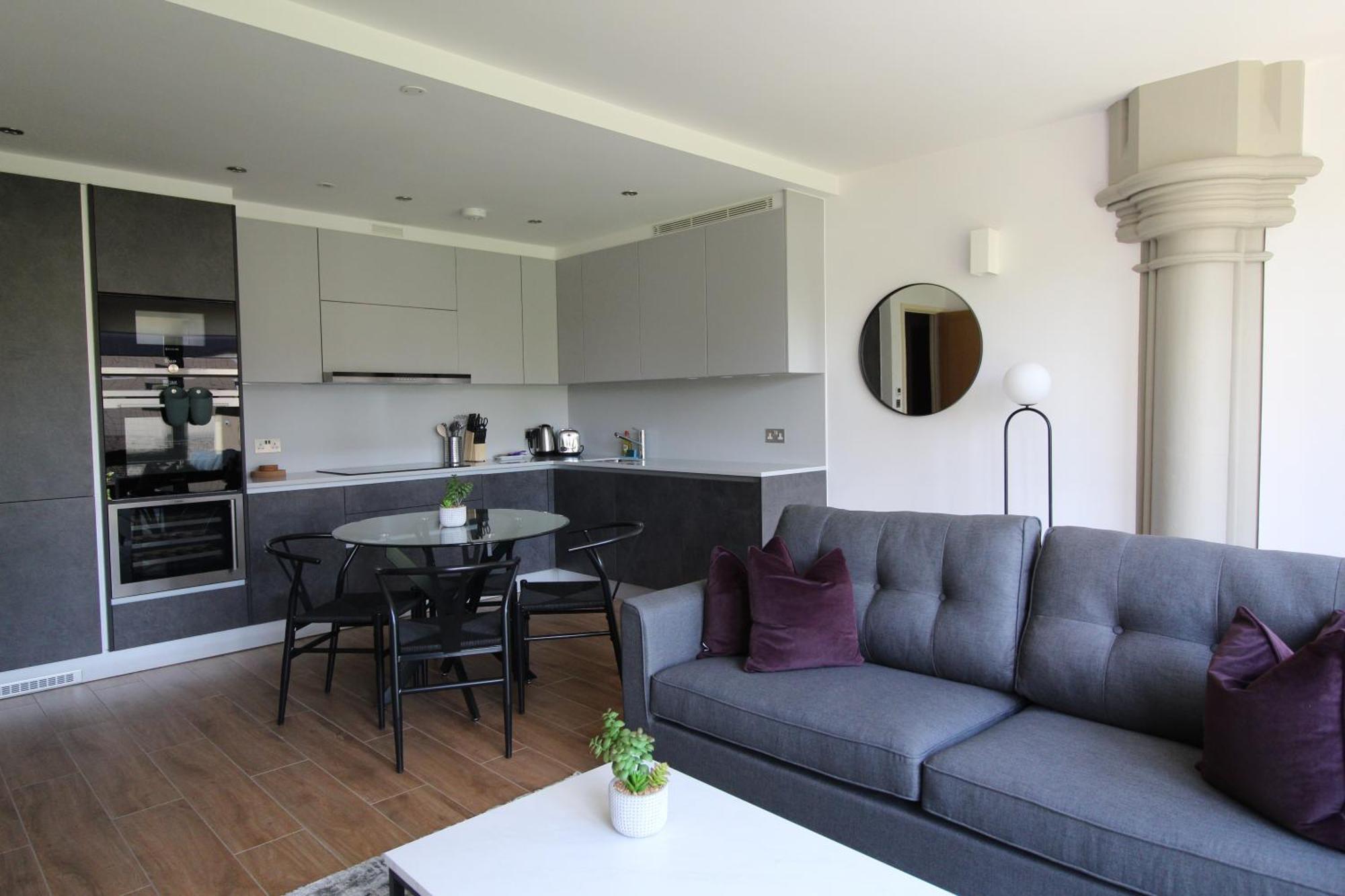 Kew Bridge By Viridian Apartments Luaran gambar