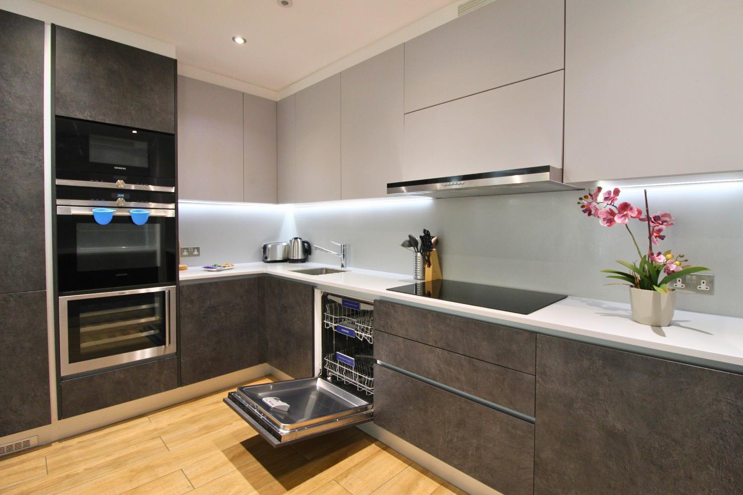 Kew Bridge By Viridian Apartments Luaran gambar