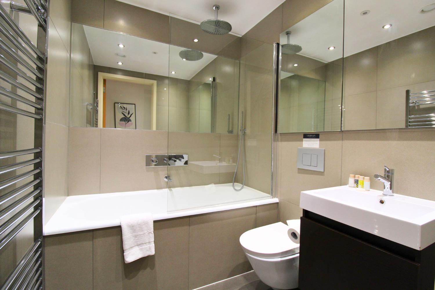 Kew Bridge By Viridian Apartments Luaran gambar